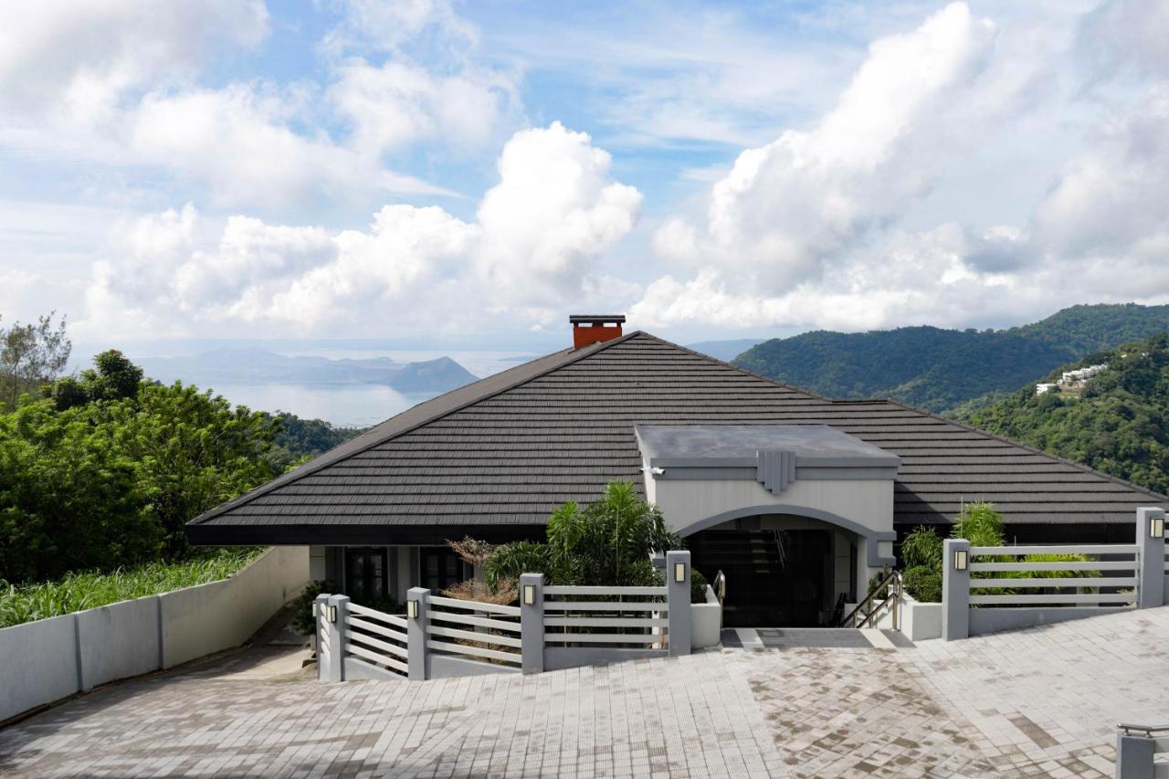 The Grandmaster Hotel Tagaytay City Exteriör bild